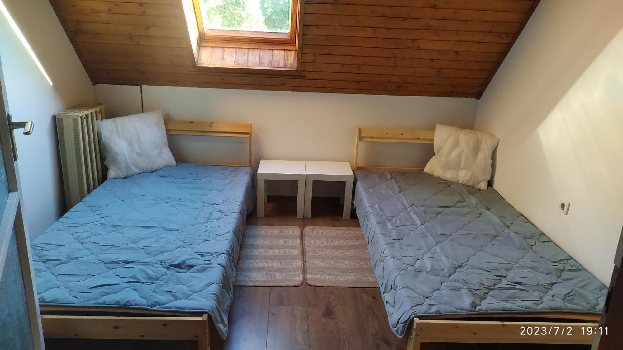 Tuerkiz Apartman - 5 Szobas 13 Fos Apartmanhaz 4Km A Balaton- Balatonszabadi Fürdőtelep Extérieur photo