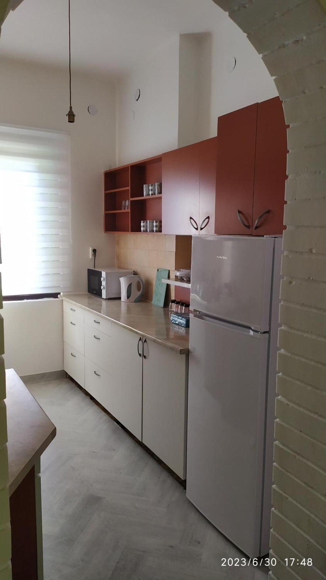 Tuerkiz Apartman - 5 Szobas 13 Fos Apartmanhaz 4Km A Balaton- Balatonszabadi Fürdőtelep Extérieur photo
