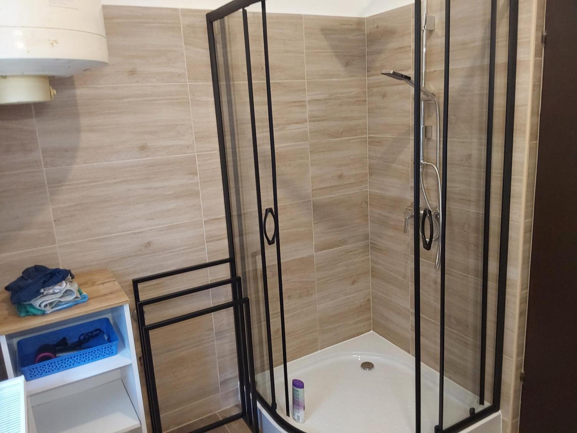 Tuerkiz Apartman - 5 Szobas 13 Fos Apartmanhaz 4Km A Balaton- Balatonszabadi Fürdőtelep Extérieur photo